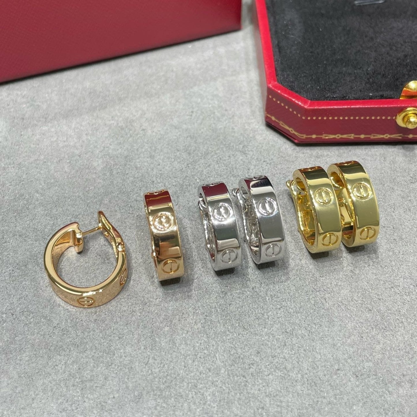 [Stars Jewelry]LOVE 5.5MM EARRINGS