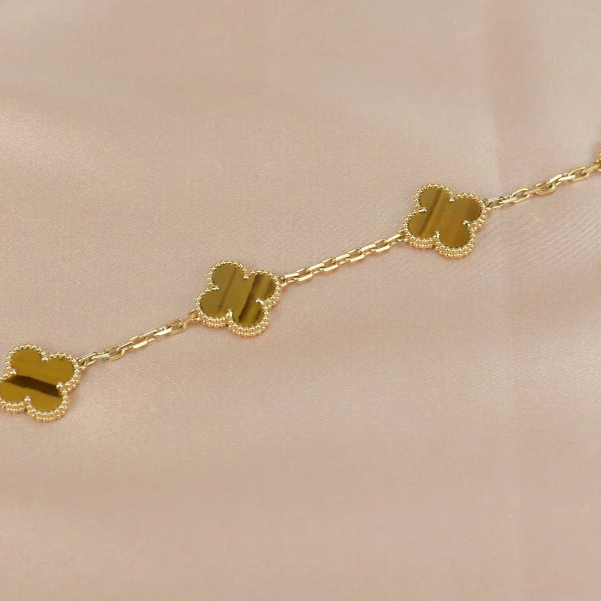 [Stars Jewelry] CLOVER 5 MOTIFS TIGER EYE BRACELET COLLECTION