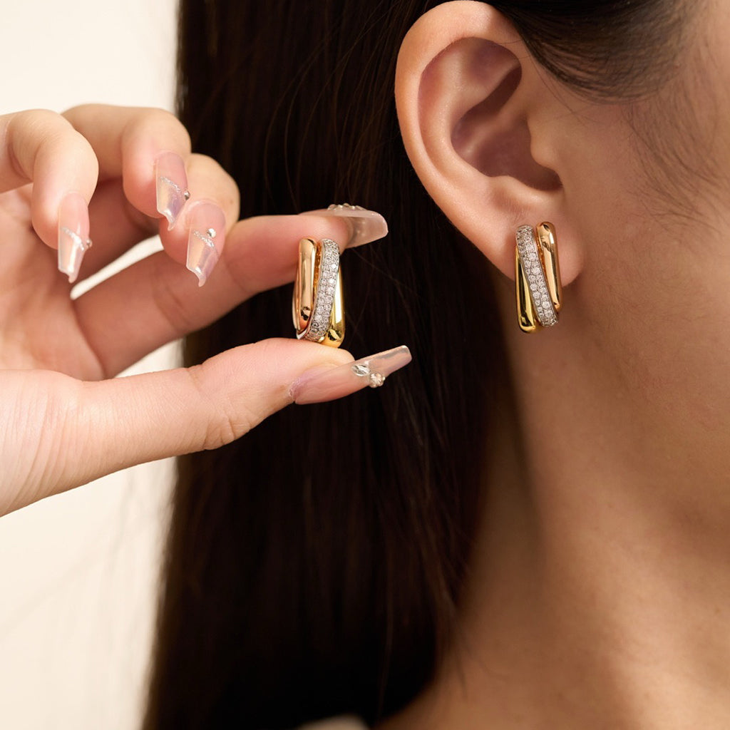 [Stars Jewelry]TRINITY HALF DIAMOND  CUSHION EARRINGS