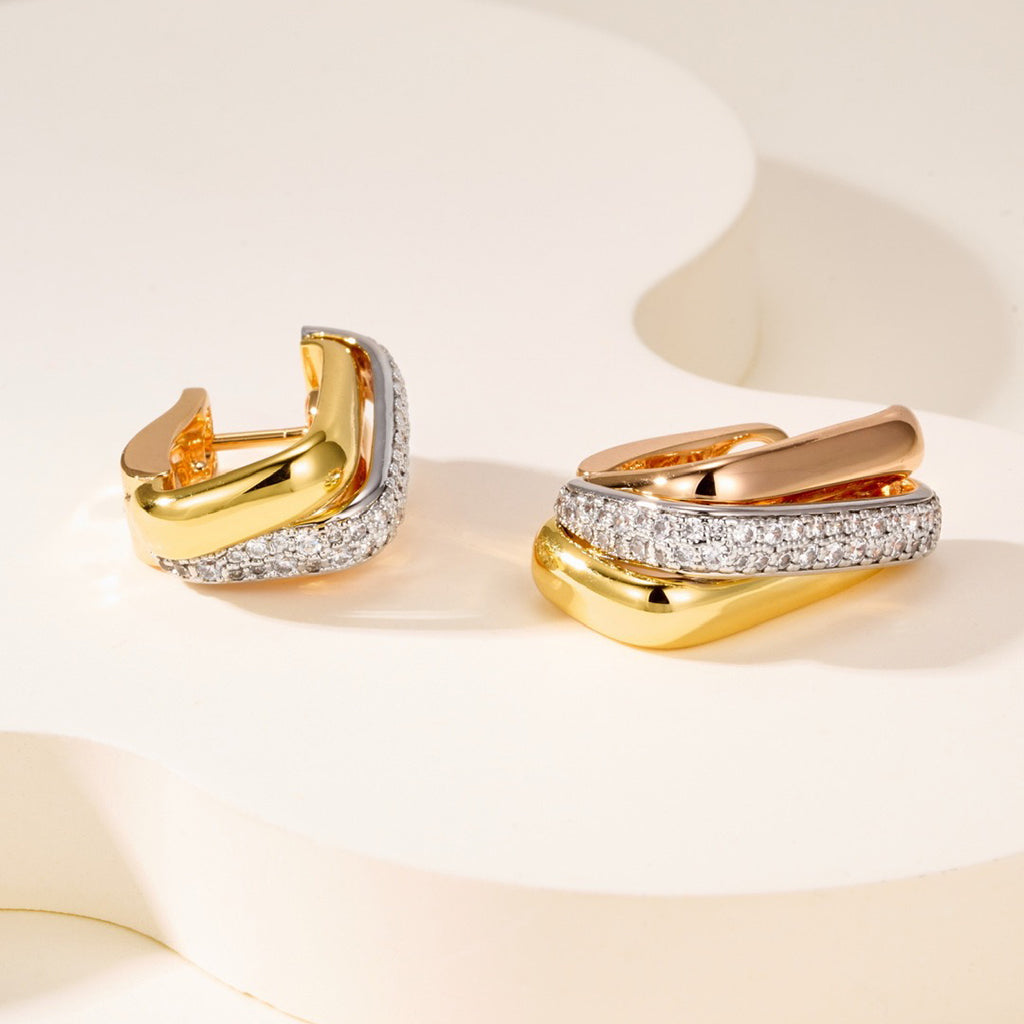 [Stars Jewelry]TRINITY HALF DIAMOND  CUSHION EARRINGS