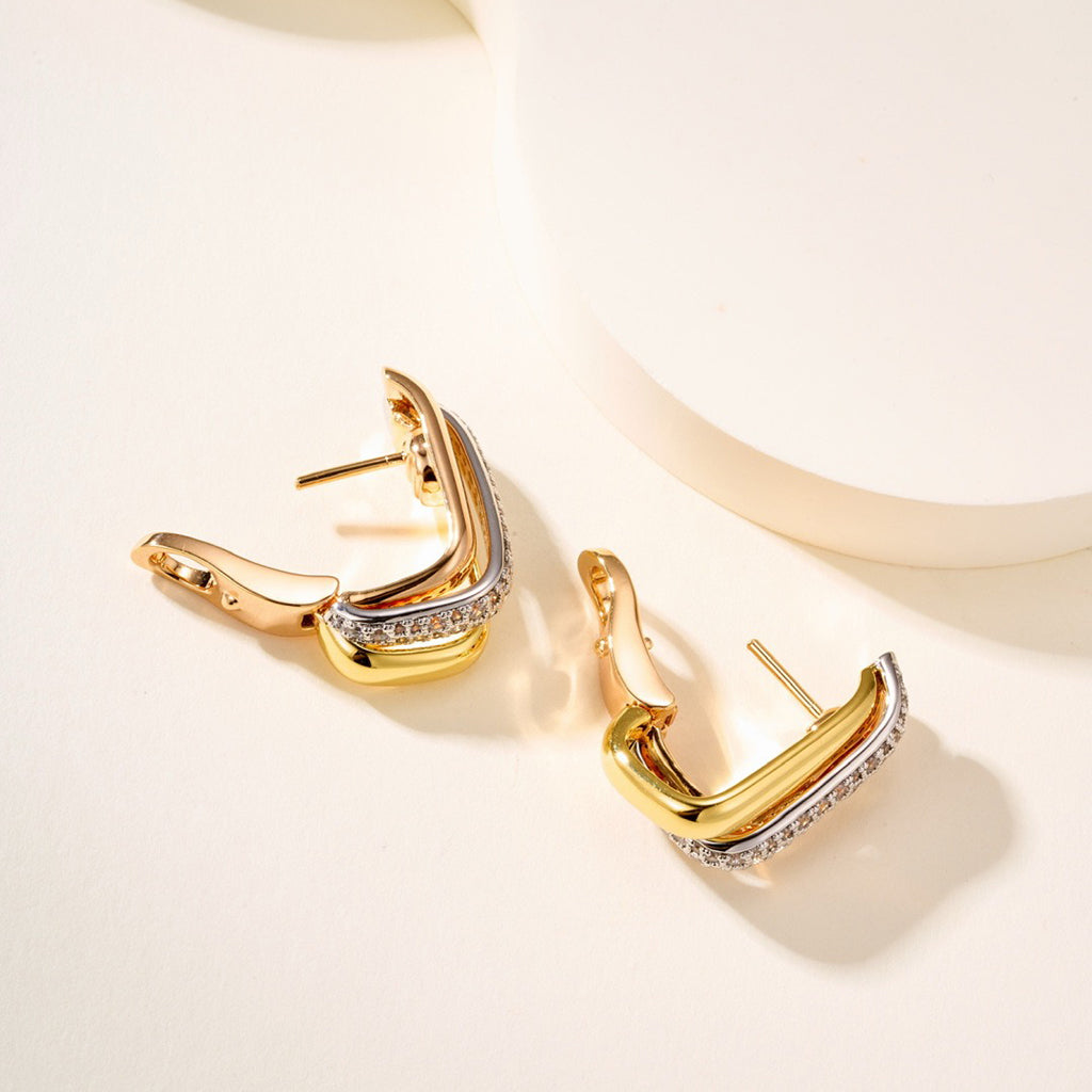 [Stars Jewelry]TRINITY HALF DIAMOND  CUSHION EARRINGS